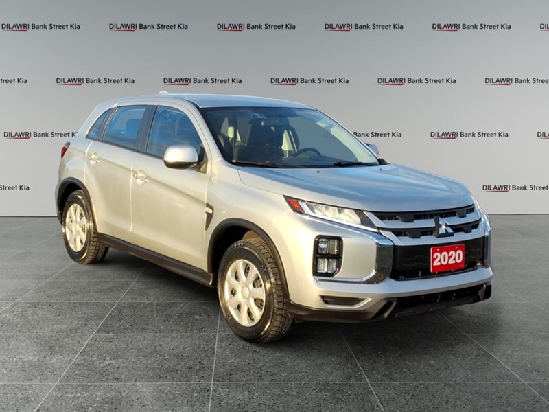 2020 Mitsubishi RVR ES FWD