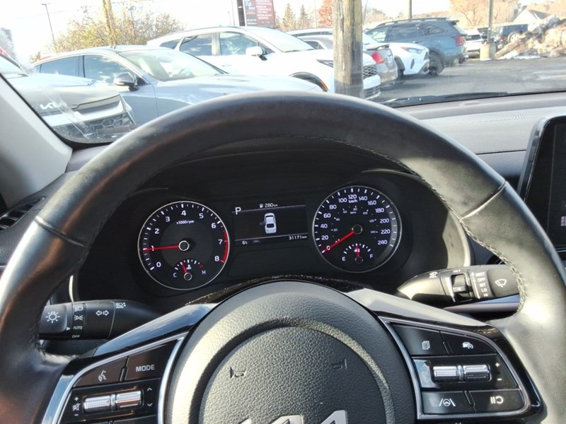 2022 Kia Forte EX IVT