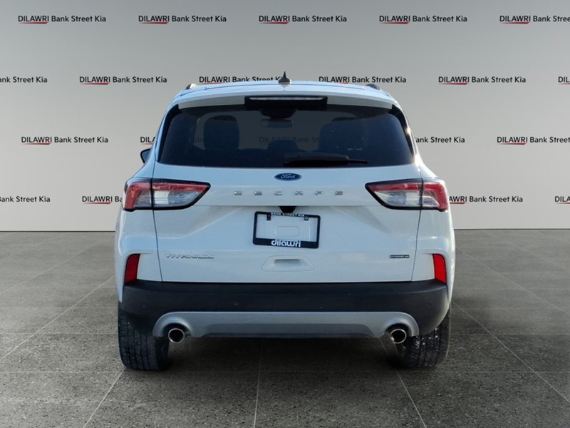 2020 Ford Escape Titanium Hybrid AWD