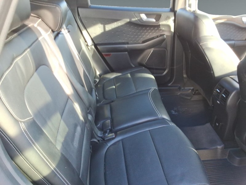 2020 Ford Escape Titanium Hybrid AWD