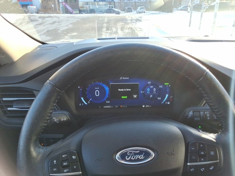 2020 Ford Escape Titanium Hybrid AWD