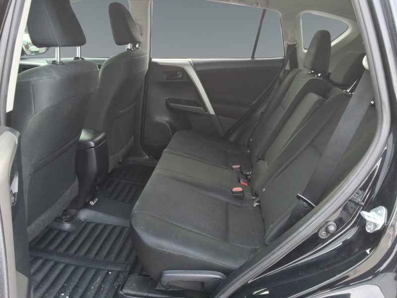 2016 Toyota RAV4 FWD 4dr LE