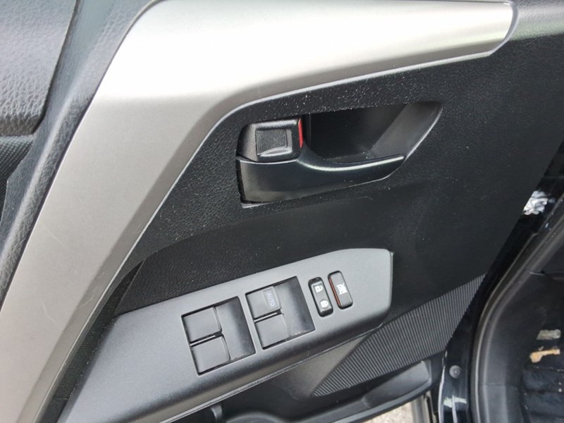 2016 Toyota RAV4 FWD 4dr LE