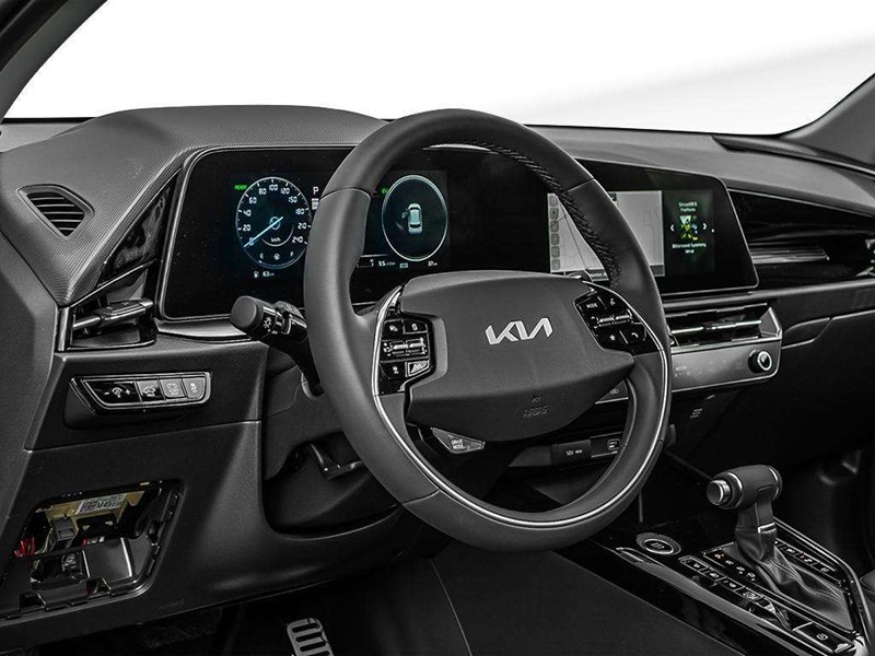 2026 Kia Niro SX FWD