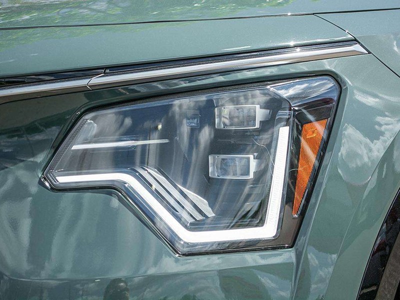 2026 Kia Niro SX FWD