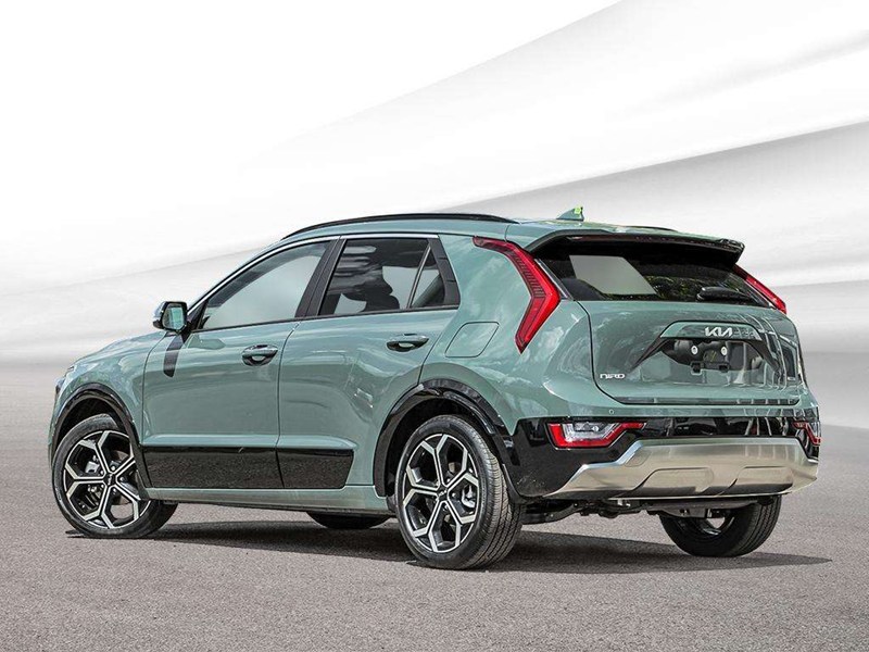 2026 Kia Niro SX FWD