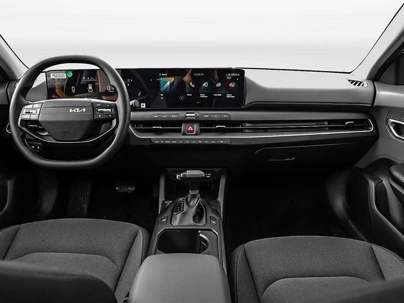 2026 Kia K4 LX FWD