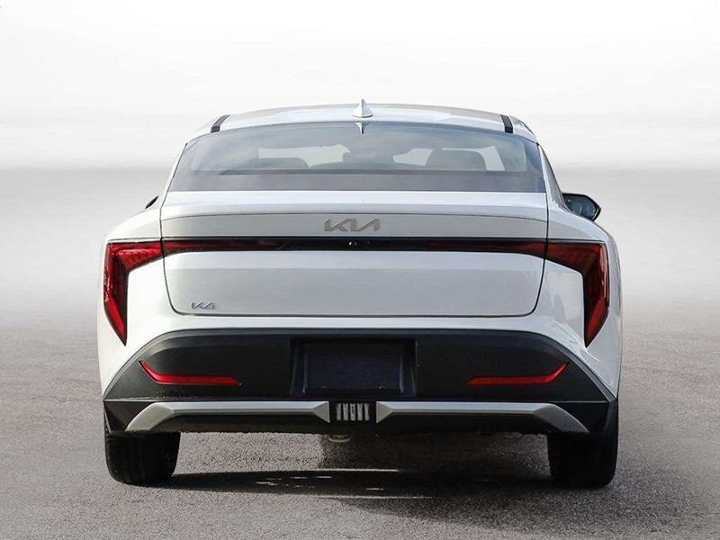 2026 Kia K4 LX FWD