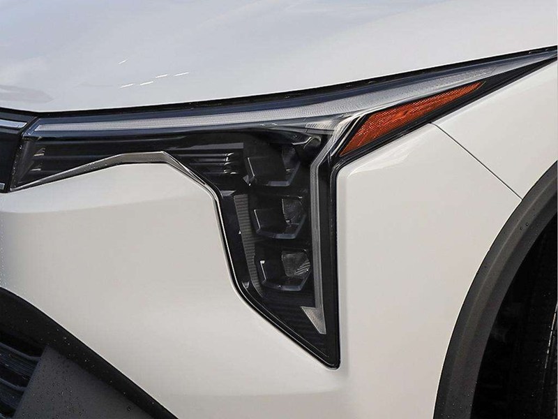 2026 Kia K4 LX FWD