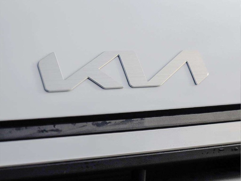 2026 Kia K4 LX FWD