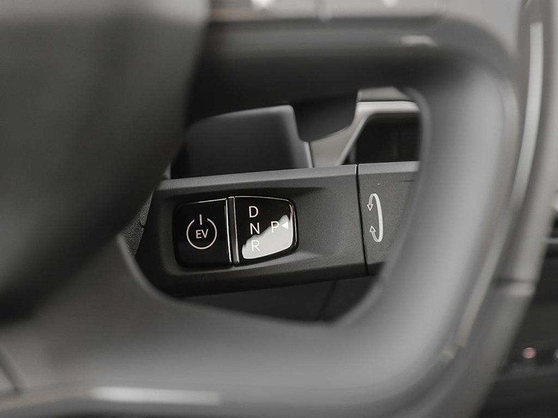 2026 Kia EV9 Land w/Plus Package AWD