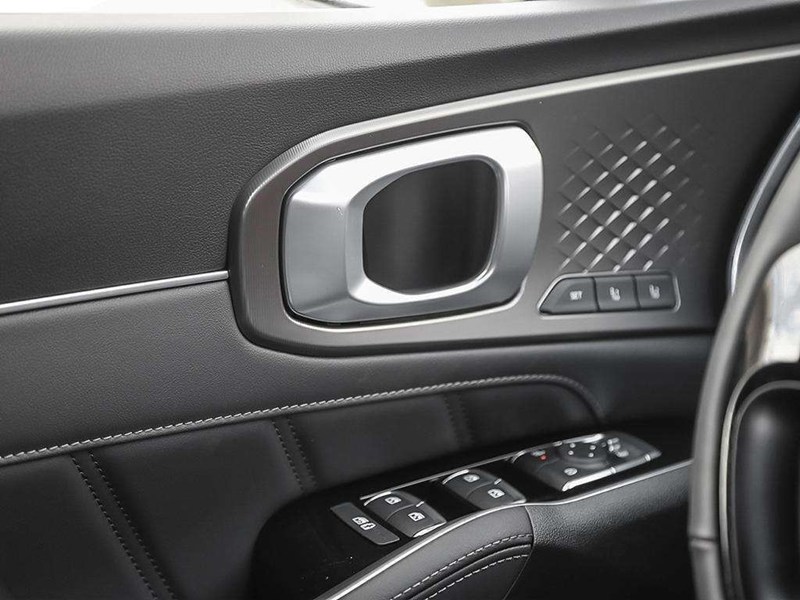 2026 Kia Sorento HEV SX AWD