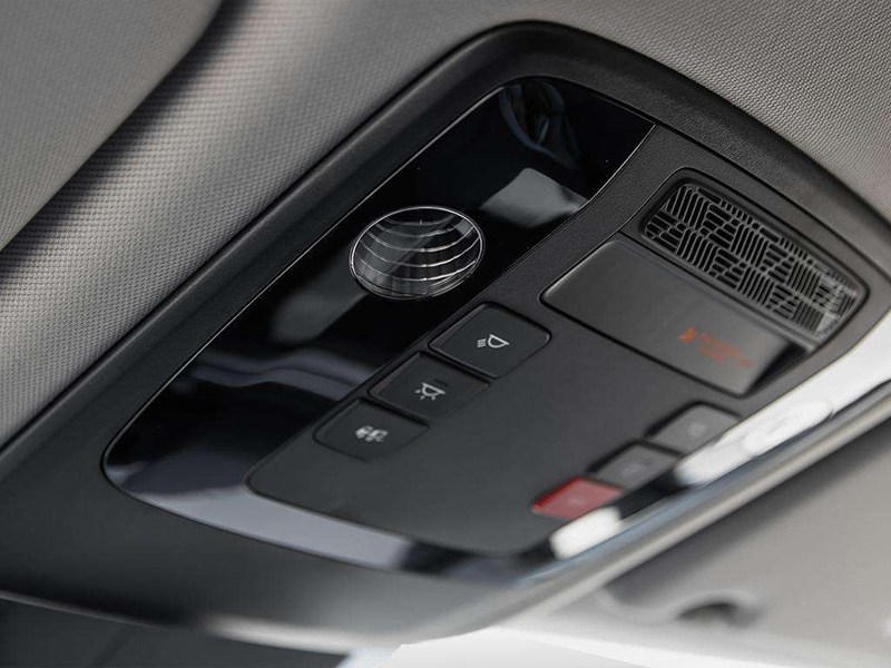 2026 Kia Carnival LX FWD