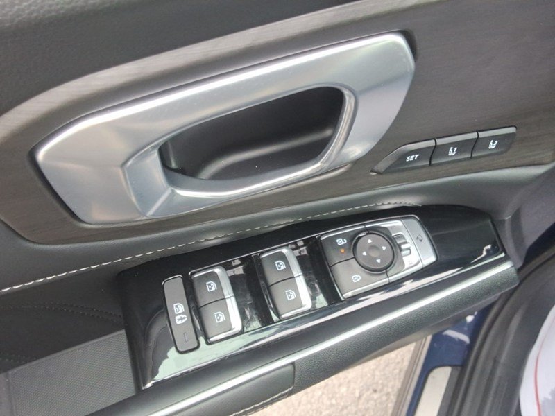 2025 Kia Sorento X-Line Limited AWD w/Black Interior