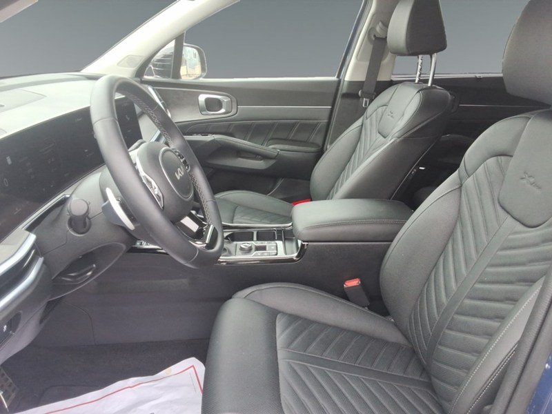 2025 Kia Sorento X-Line Limited AWD w/Black Interior