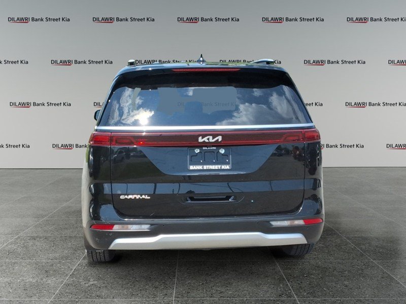 2024 Kia Carnival LX+ FWD
