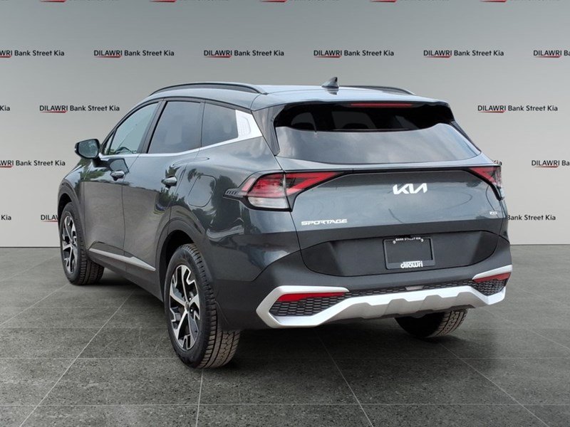 2024 Kia Sportage EX AWD