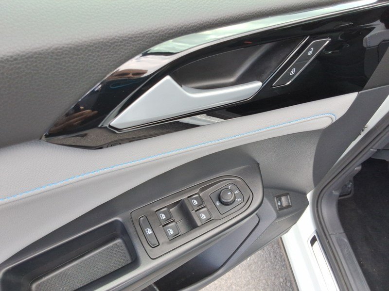 2024 Volkswagen Taos Comfortline Black Edition 4MOTION