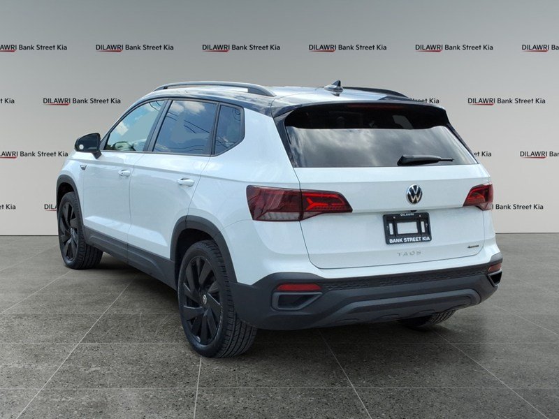 2024 Volkswagen Taos Comfortline Black Edition 4MOTION