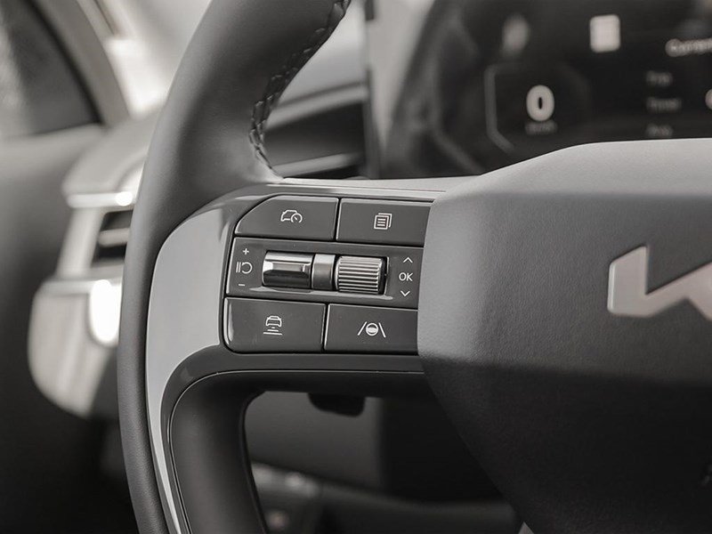 2026 Kia EV9 Land w/Premium Package AWD