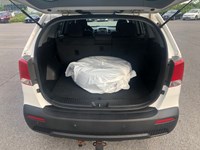 2013 Kia Sorento AWD V6 LX | 2 Sets of Wheels Included!