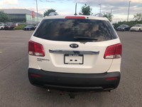 2013 Kia Sorento AWD V6 LX | 2 Sets of Wheels Included!