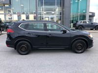 2017 Nissan Rogue FWD 4dr S