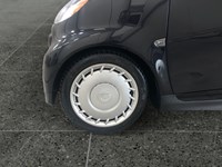 2015 smart fortwo 2dr Cpe Pure | 2 Sets of Tires Included!