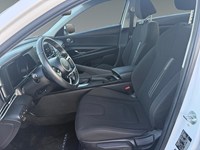 2022 Hyundai Elantra Preferred IVT