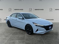 2022 Hyundai Elantra Preferred IVT