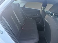 2022 Hyundai Elantra Preferred IVT