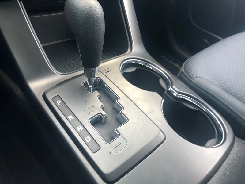 2013 Kia Sorento AWD V6 LX | 2 Sets of Wheels Included!