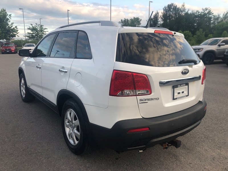 2013 Kia Sorento AWD V6 LX | 2 Sets of Wheels Included!