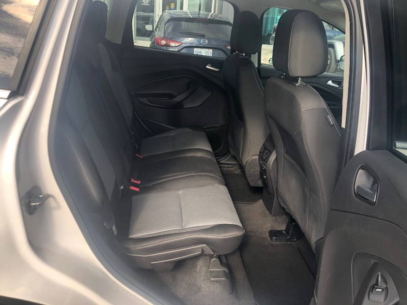 2017 Ford Escape FWD 4dr SE