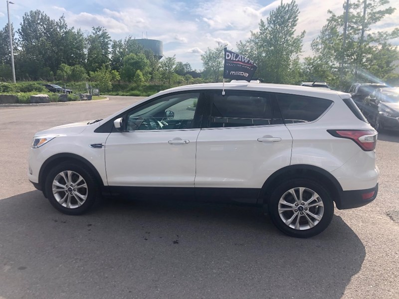 2017 Ford Escape FWD 4dr SE