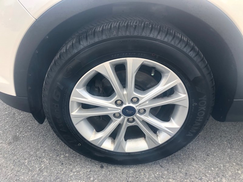 2017 Ford Escape FWD 4dr SE