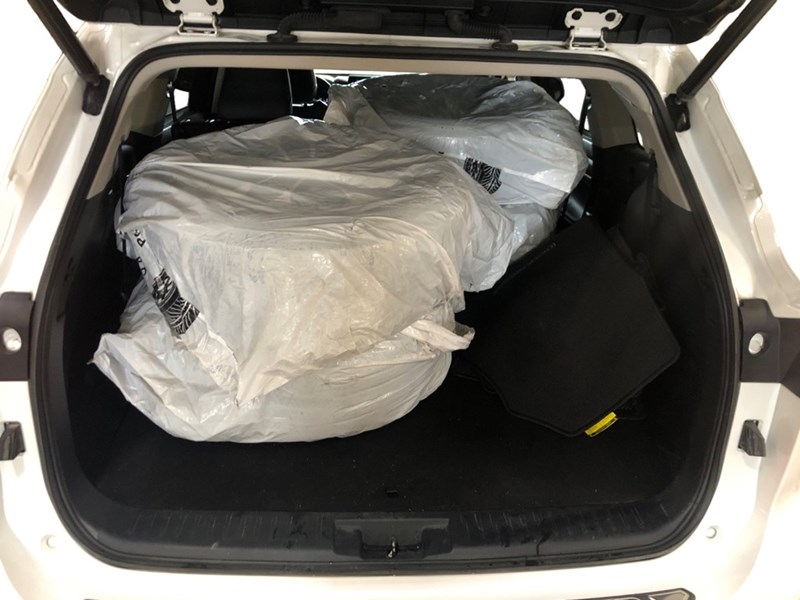 2022 Toyota Highlander XLE AWD - 2 Sets of Wheels Incl.