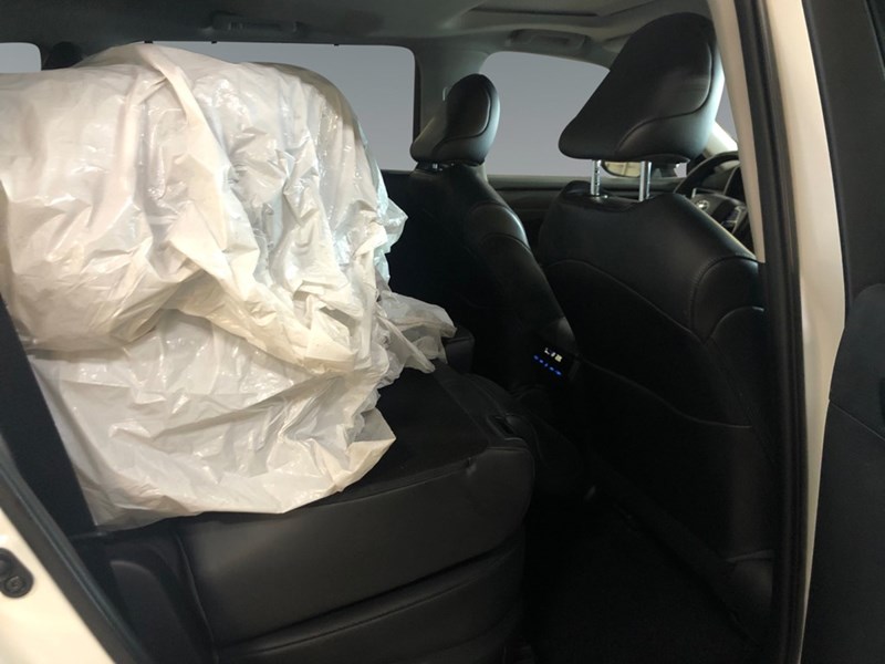 2022 Toyota Highlander XLE AWD - 2 Sets of Wheels Incl.