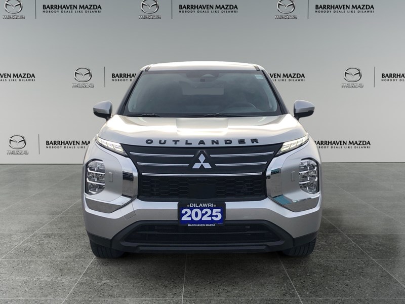 2025 Mitsubishi Outlander ES S-AWC