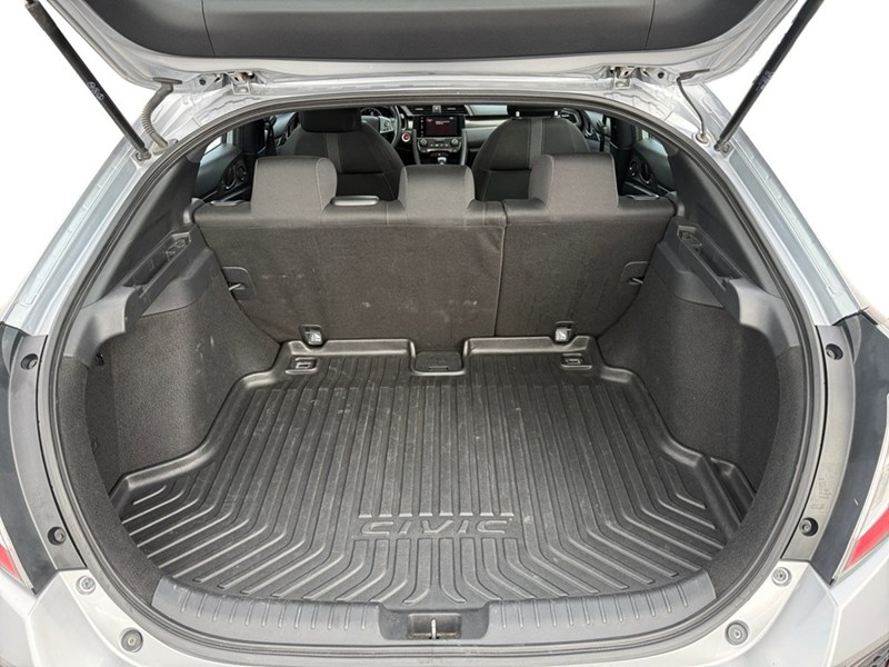 2017 Honda Civic 5dr CVT Sport w/Honda Sensing