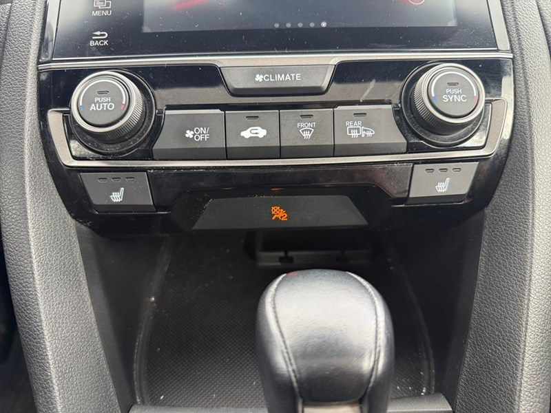 2017 Honda Civic 5dr CVT Sport w/Honda Sensing