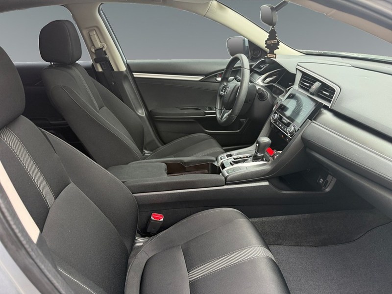 2017 Honda Civic 4dr CVT EX