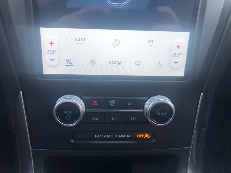 2022 Ford Edge Titanium AWD