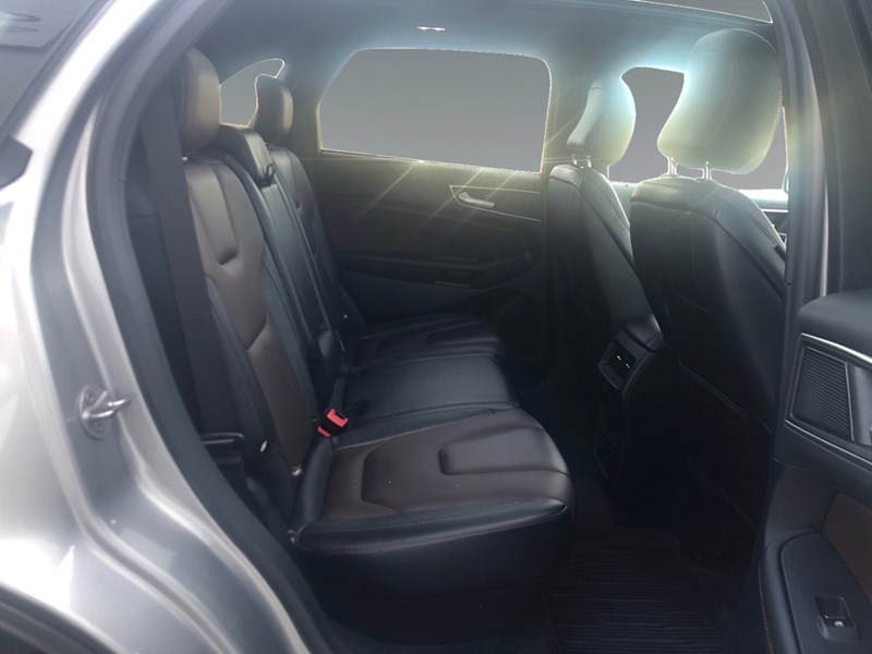 2022 Ford Edge Titanium AWD