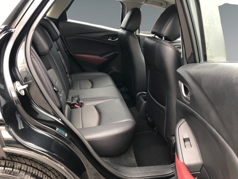 2017 Mazda CX-3 GS Luxury Pkg | Leather & Sunroof