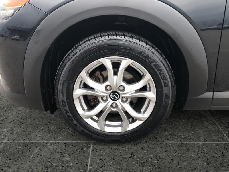 2017 Mazda CX-3 GS Luxury Pkg | Leather & Sunroof