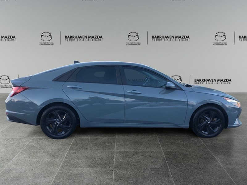 2021 Hyundai Elantra Preferred IVT w/Sun &Tech Pkg | 2 Sets of Tires