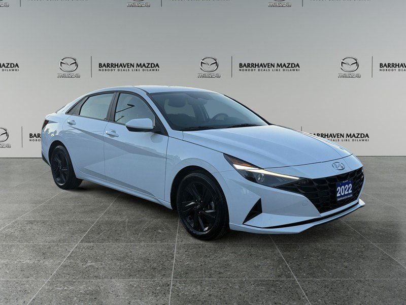 2022 Hyundai Elantra Preferred IVT