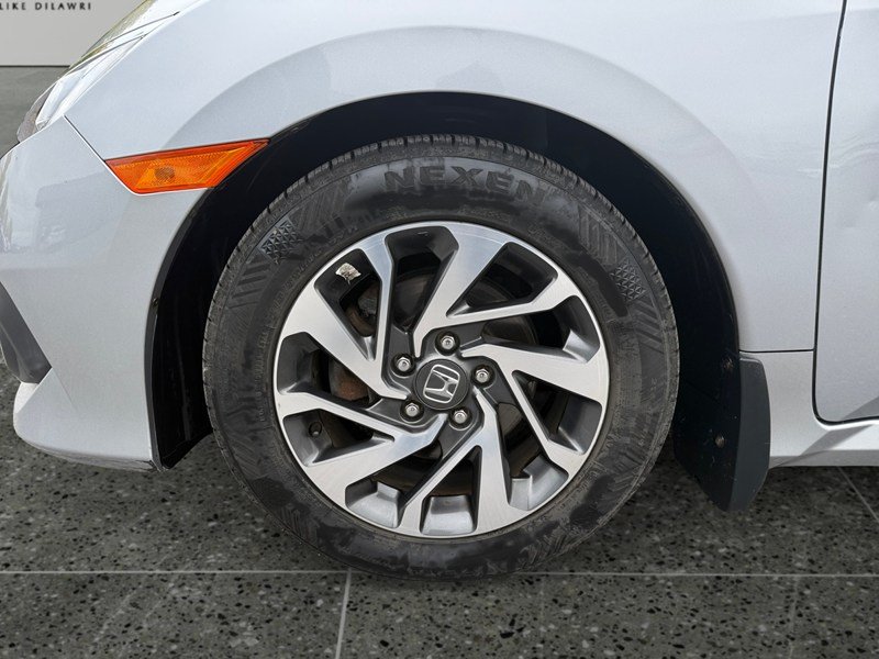 2017 Honda Civic 4dr CVT EX