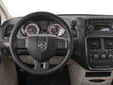 2017 Dodge Grand Caravan Crew image 3
